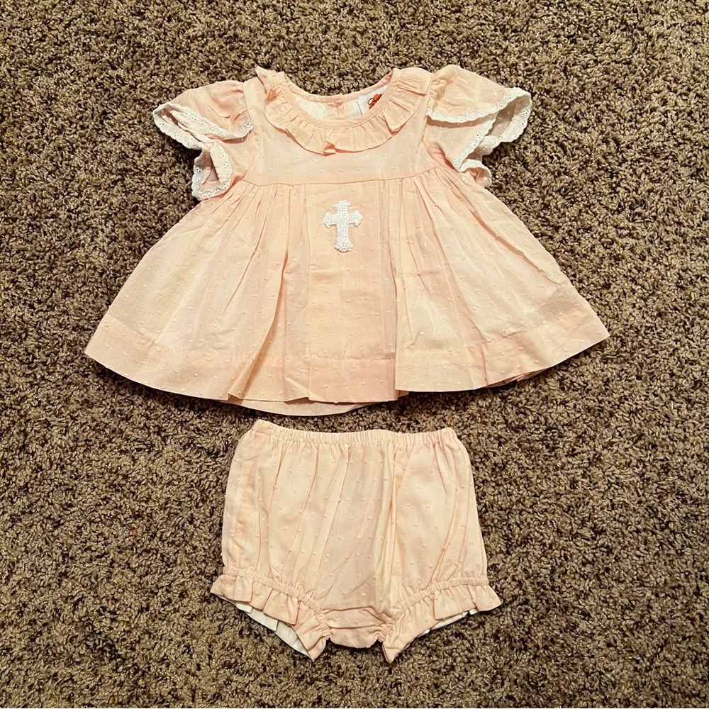 Sweet Peach Smocks Light Pink Swiss Dot Diaper Set